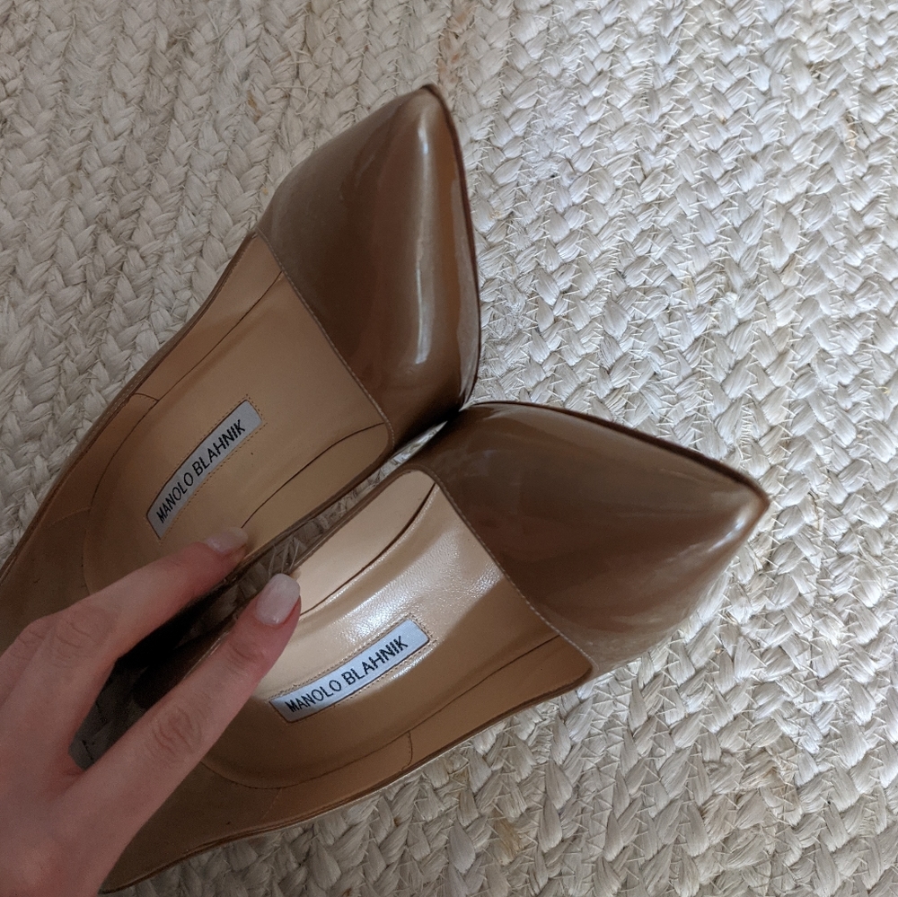 Manolo Blahnik Pumps - Picture 7 of 8